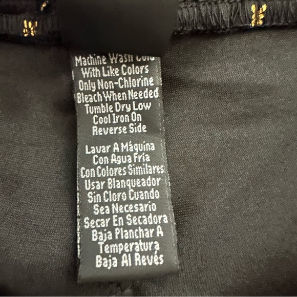 NWT DRILL CLOTHING COMPANY Gold & Black Tiger Print Mens Short Size M - Picture 9 of 9